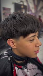 Corte Taper Fade Bajo con Textura y Cola de Pato