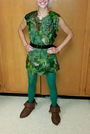 Pin By Sam Hevel On Lost Boy Peter Pan Costumes Peter Pan Costume Peter Pan Cosplay