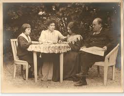 Résultat de recherche d'images pour "emile zola jeune"