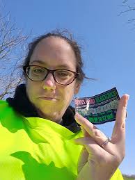 Good ole Dan throwing it