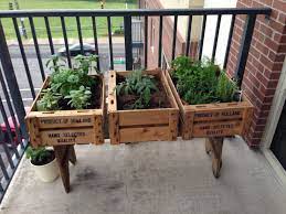 Pin By Maggie Little On Garden Balcony Herb Gardens Herb Garden Design Patio Herb Garden