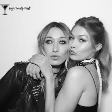 Black And White Photo Booth Kardashians Gigi Hadid Celebrated Her 21st Birthday With The Most Epic Photo Booth Gigi Hadid Alana Hadid Gigi Hadid Style