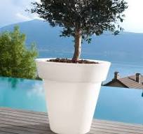 Gota Illuminated Bluetooth LED Outdoor Pot Plant