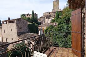 A Vendre Maison De Village En Pierres Les Arcs Sur Argens Magnifique Maison Dans Le Centre Historique Au Calme Dan Immobilier Bord De Mer Var 83 French Riviera Style French Riviera French