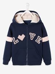 En hiver comme en milieu de saison, lorsque les températures baissent, habillez votre bébé fille avec un gilet ou un pull bien chaud. Sweat Fille Vente En Ligne De Sweats Enfant Pour Filles Vertbaudet
