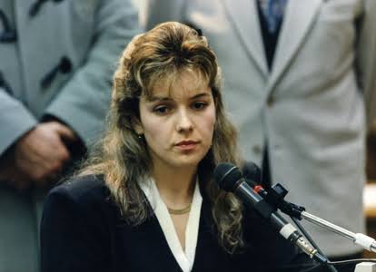 Image of PNINAT YANAI IN JERUSALEM COURT, 1998-07-14 (photo)