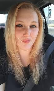 Ashley Applin's Instagram, Twitter & Facebook