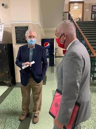 Speaking In Bowling Green Mcconnell Suggests Another Coronavirus Stimulus Bill Is Coming Wku Public Radio