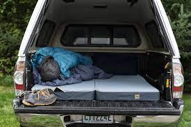 Has the process of finding the right truck bed foam pad left you with a dizzy feeling? Sleep In The Bed Of Your Truck Try The Hest Dually Mattress Gearjunkie