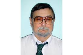 Larry Hobbs, who guided AP's coverage of Florida news for decades, has died  at 83