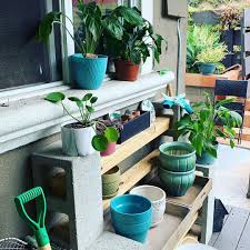 A Clear Mind Organizer On Instagram Gardening Therapy I Using My Homemade Potting Bench Today I M Taking My Plants Out Of Their Nursery Pots Into Their In 2020