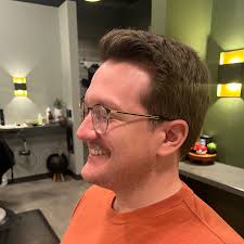 What an amazing before and after from the lovely, Taylor!! Things are  booking up fast!! Looking for a change? Get yourself