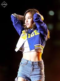 These Four Are The Third Generation Female Idols That Have Captivated The Eyes Of The Public With Their Athletic Bodies And Muscular Abs Female Mina Women