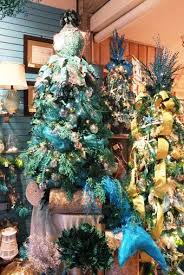 Luxury gold faux fur christmas tree skirt festive home xmas snowflake decor. Theme Trees Wights Mermaid Christmas Christmas Themes Beautiful Christmas Trees