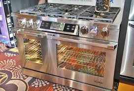 A New Smarter Luxury Range From Dacor Hands On Luxury Appliances Dacor Smart Appliances
