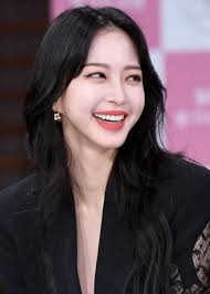 무참히 차인 복수, 태유나 기자, 뉴스 Eemn8nqwmsjdkm