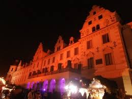 Müsste man die dichte an sehenswürdigkeiten in regensburg mit einem einer sache kann man sich gewiss sein: Castello Facciata Bild Von Schloss Thurn Und Taxis Regensburg Tripadvisor