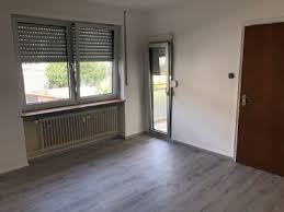 Die hohe lebensqualität lockt viele interessenten in die mietwohnungen der fächerstadt, die auch kulturell, wirtschaftlich und mit viel natur punkten kann. 1 Zimmer Wohnung Mieten Karlsruhe 1 Zimmer Wohnungen Mieten