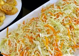 Sambil menunggu adonan tadi mengembang, maka buat saus topping pizza. Cara Termudah Untuk Membuat Salad Sayur Hokben Yang Lezat