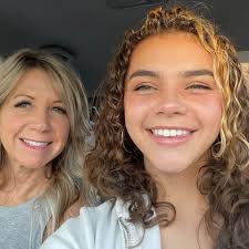 Fundraiser by Cassidy Karim : Help Cassidy through Danni's Passing