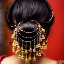 Curly hairstyle for wedding reception. Top 85 Bridal Hairstyles That Needs To Be In Every Bride S Gallery Shaadisaga