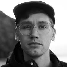 Any photographers/freelance tech writers (who can shoot images) here going  to UNBOUND Gravel in a few weeks?