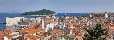 Its total population is 42,615 (census 2011). Kurztrip Nach Dubrovnik Tolle Kombi Aus Stadtetrip Und Baden
