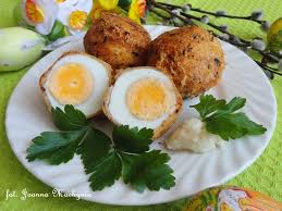 Smakołyki Asi: Jajka w serowej skorupce