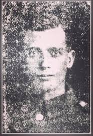 This is my Great Uncle Authur Harold Hecker. He was with the 7th Battalion  in ww1 he joined up when he was 15 and sadly died at 18 near the end of