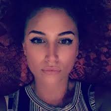 Grace Mahony (@curlygracie)