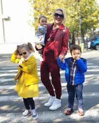 E foarte greu când ai copii şi eşti plin de datorii. ReacÈ›ia Mirelei Vaida DupÄƒ Ce A RÄƒmas FÄƒrÄƒ Emisiune M Au AnunÈ›at CÄƒ Nu Va Mai Fi Pe Post Impact