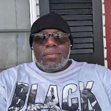 What is the name of the park in the middle of the street in Newark, NJ?