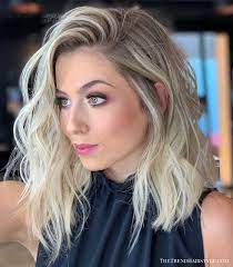Feathered Mid Length Style 60 Fun And Flattering Medium Hairstyles For Women Of All Ages The Trending Hairstyle