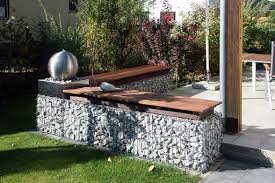 Gabionenbank Ideenausdrahtundstein Drahtsteinmauer Gabionenkaiser Hangsicherung Gartengestaltung Boschungen Gartenma Gabionen Gabionen Hochbeet Garten