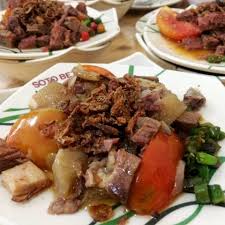 Apakah kawan gnfi siap mencicipi kelezatan perpaduan daging dan kuah santan ini?* Oseng Daging Yang Empuk Citragarden City Community Facebook