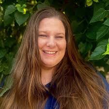 Haley Kennel's Instagram, Twitter & Facebook