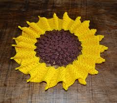 Caminho De Mesa De Crochê Girassol Passo A Passo Centrinho Girassol Pipoca Em Croche Flores De Croche Flor De Crochet Pontos De Croche Para Iniciantes