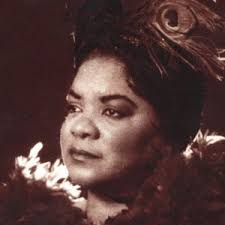 Gloria Shannon biography