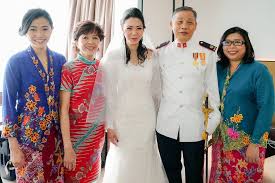 Singapore leader taking pay cut following public anger over prime minister lee hsien loong has had his salary reduced by over a third after public fury over soaring housing costs and increased pay inequality. With Stage 4 Cancer S Porean Lawyer Peter Low Was Given Months To Live He S Now 3 Years In Remission Mothership Sg News From Singapore Asia And Around The World