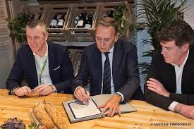 Neuhauser Signe Un Nouveau Partenariat Avec Lidl France Baguettes Et Pains Issus De La Filiere Ble Trace Origine France Groupe Soufflet