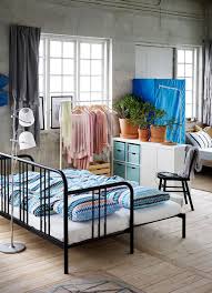 Vara 7 Favoriter Ur Nya Ikea Katalogen Mobler Hemma Ikea Sang Mobelideer