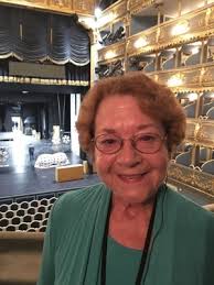 Passages: Mina Brechemin Person