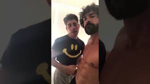 Hot gay guys kissing| muscle men kissing| Cute gay couple - YouTube