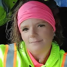 What place can help with a vehicle? I recently totaled my car and my credit  is 550 and no where I've tried will help without a cosigner. I don't have  anyone who