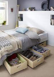 des rangements malins a glisser sous le lit astuces diy ranger small bedroom storage storage solutions bedroom small bedroom organization