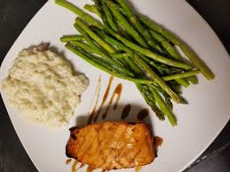 Combine maple syrup, bourbon, butter, and vinegar in a small saucepan on the stove top; Maple Bourbon Glazed Salmon With Mushroom Parma Risotto Picture Of Corner Bistro Pizza Co Smethport Tripadvisor