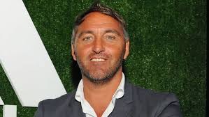 Retegui coached the women's team to gold medals at the 2010 world cup, 2009, 2010 and 2012 hockey champions trophy. Charlas Motivacionales Y Conferencias De Carlos Chapa Retegui