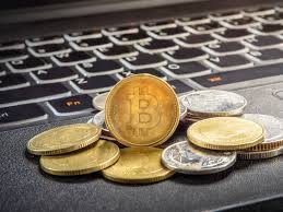 All bitcoin holders as of block 478558 are now owners of bitcoin cash. The Difference Between Bitcoin Vs Bitcoin Cash