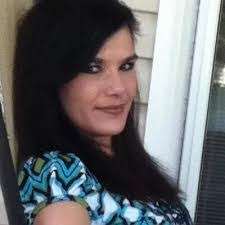 Melissa Archibald's Instagram, Twitter & Facebook