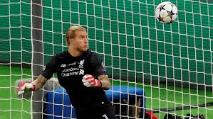 Karius a mérkőzés után sírva kért elnézést az angol szurkolóktól. Loris Karius Leaves Liverpool On Two Year Loan After Champions League Calamity Sport The Times